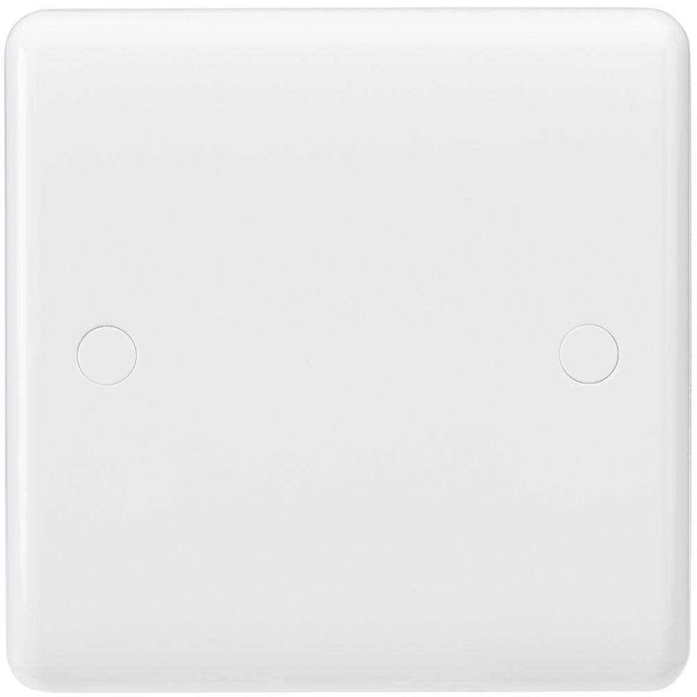 Knightsbridge Curved Edge Blanking Plates — White — 1 Gang